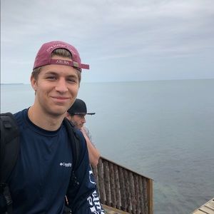 Meet your Posher, Cole